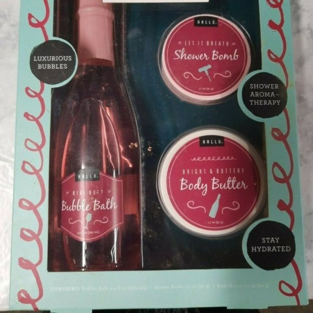 Hallu Escape by Peyton Bubble Bath Set Body Butter